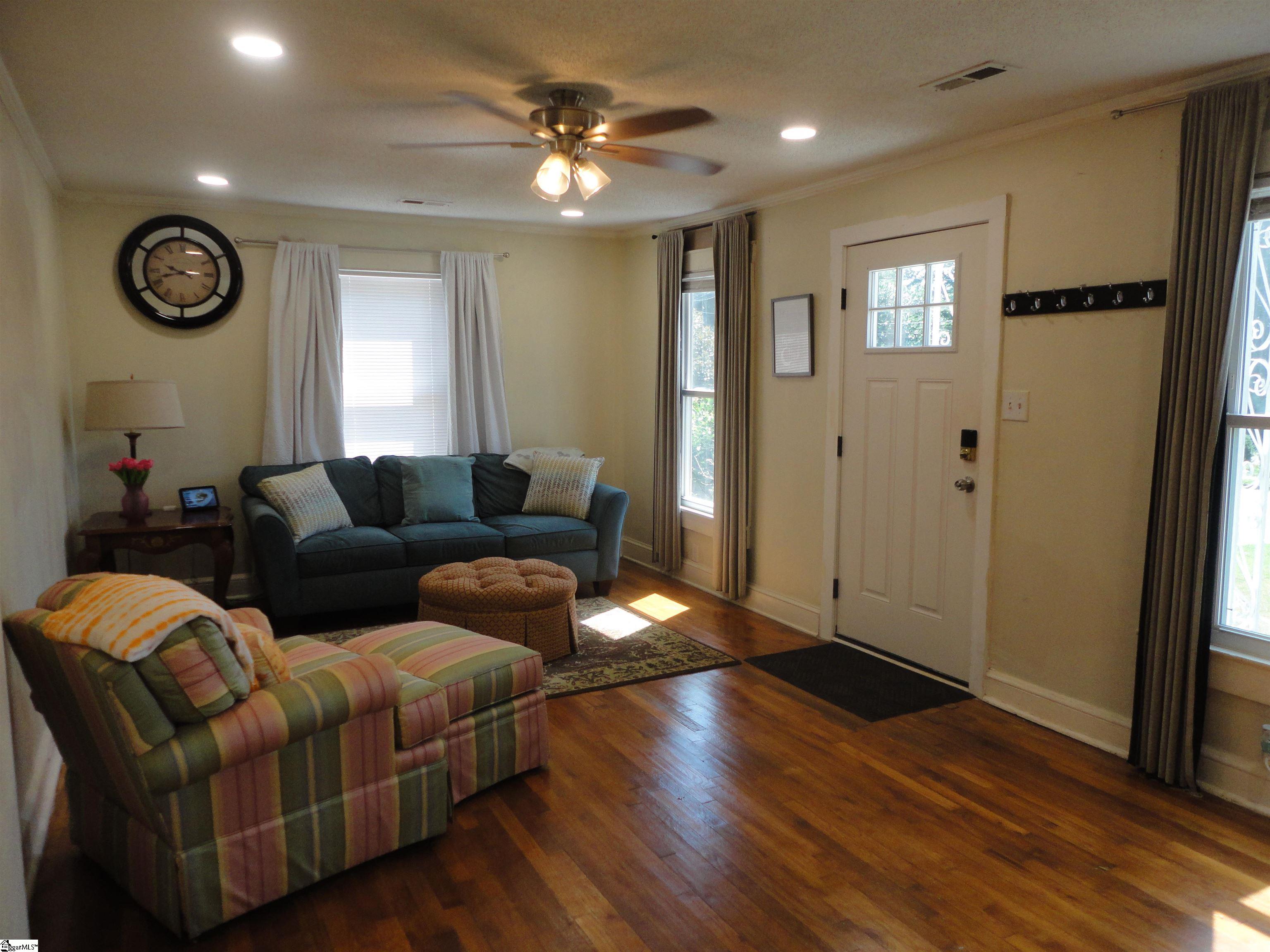 405 Perry Road Greenville, SC 29609