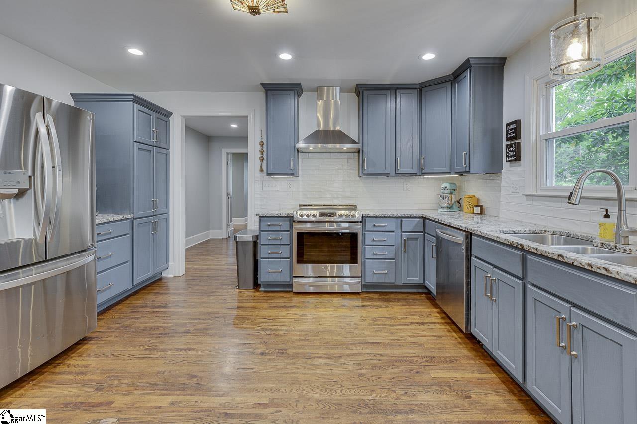 309 Summit Drive Greenville, SC 29609