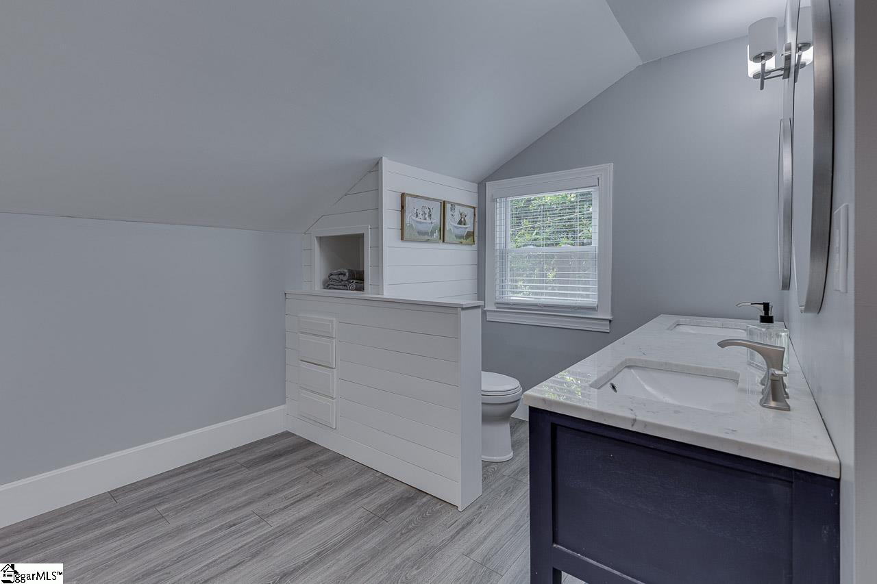 309 Summit Drive Greenville, SC 29609