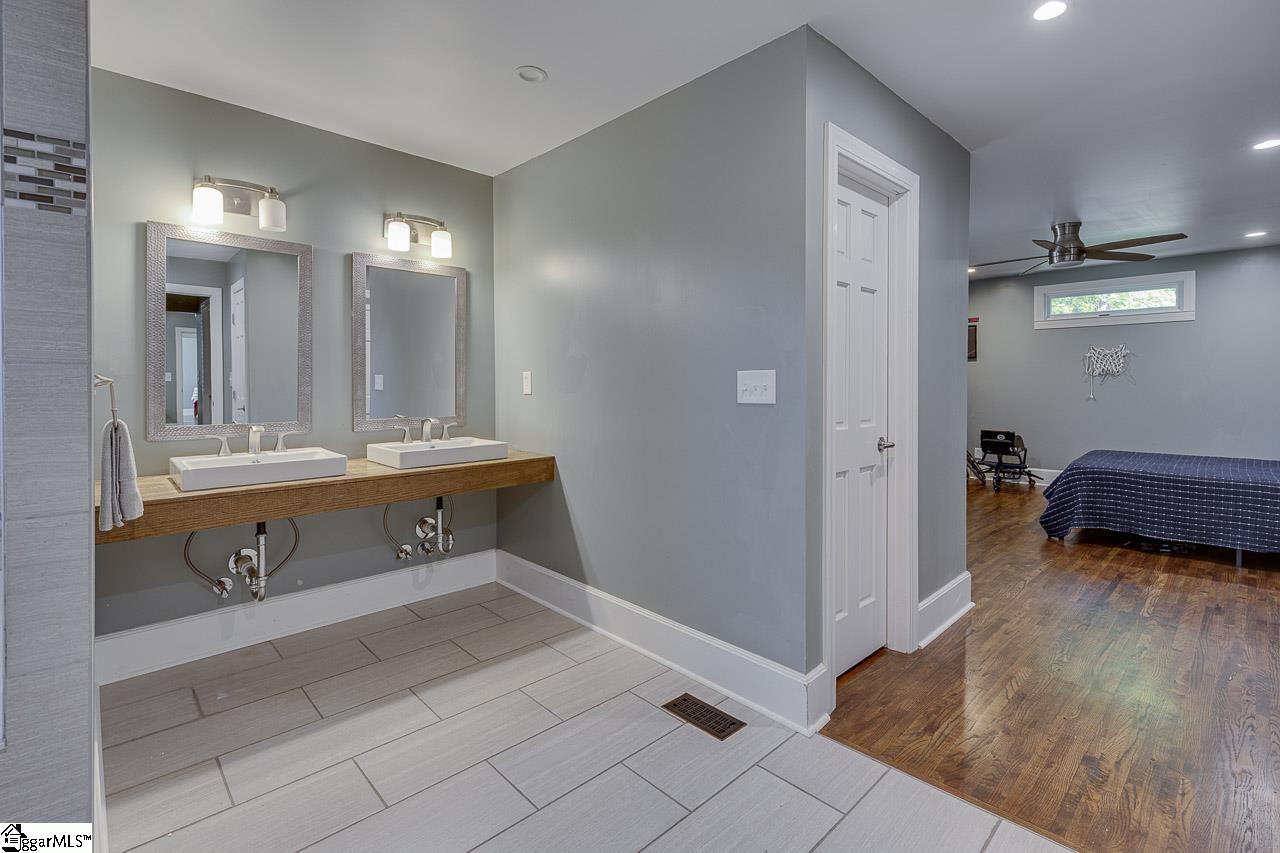 309 Summit Drive Greenville, SC 29609