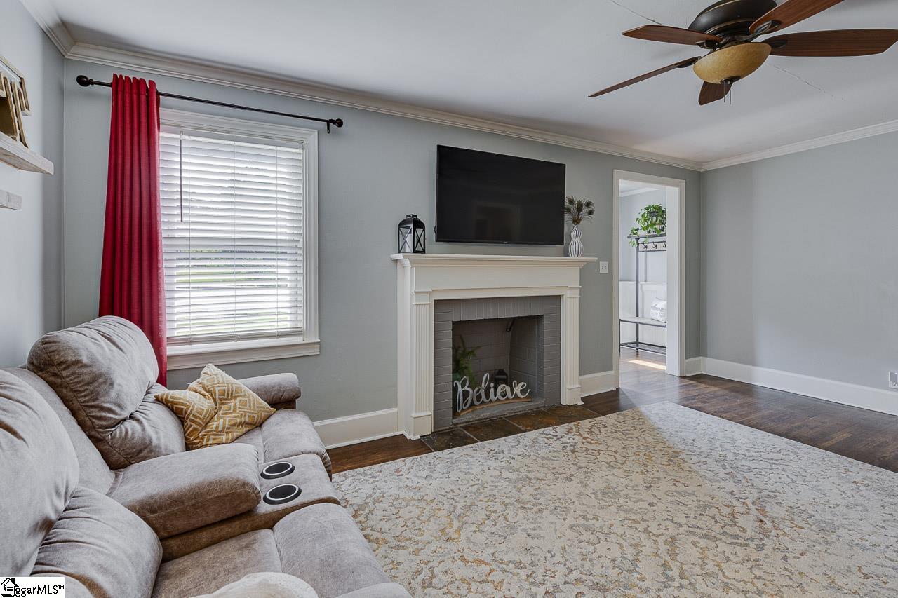309 Summit Drive Greenville, SC 29609