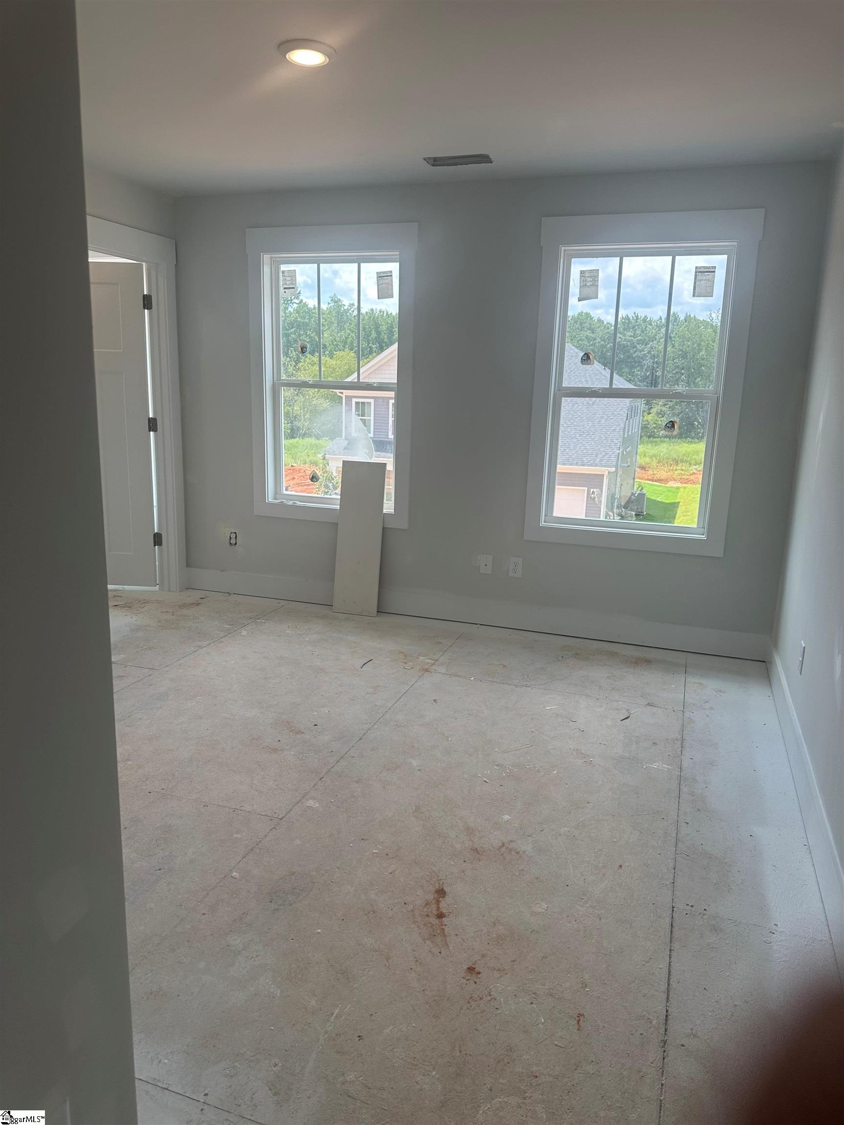 932 Tibetan Street Spartanburg, SC 29303