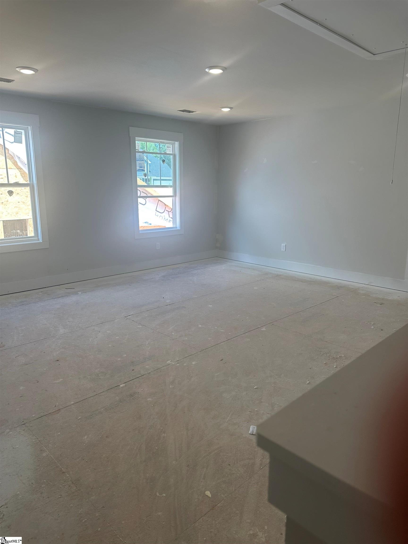 932 Tibetan Street Spartanburg, SC 29303