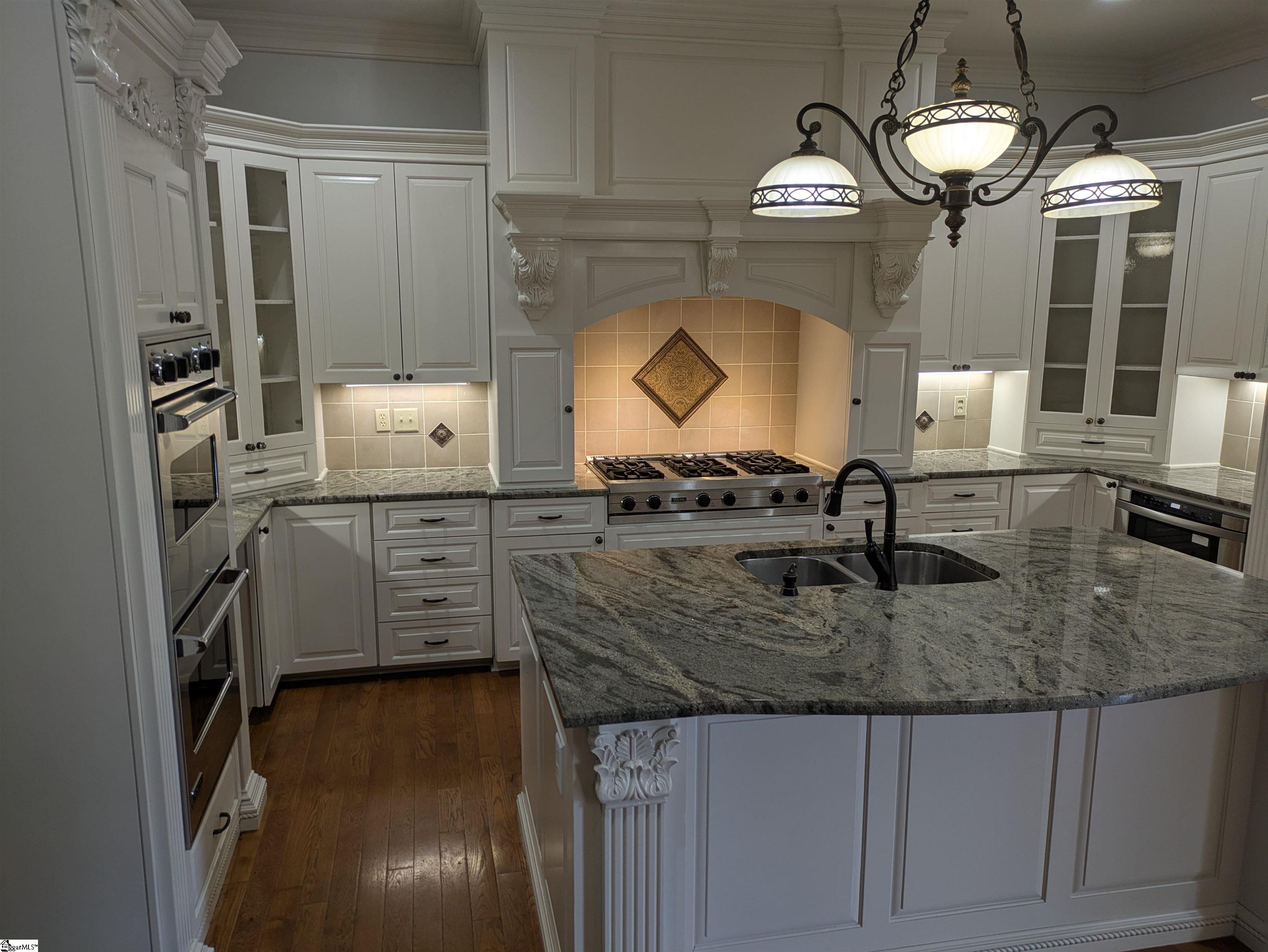 201 Corinthian Drive Simpsonville, SC 29681