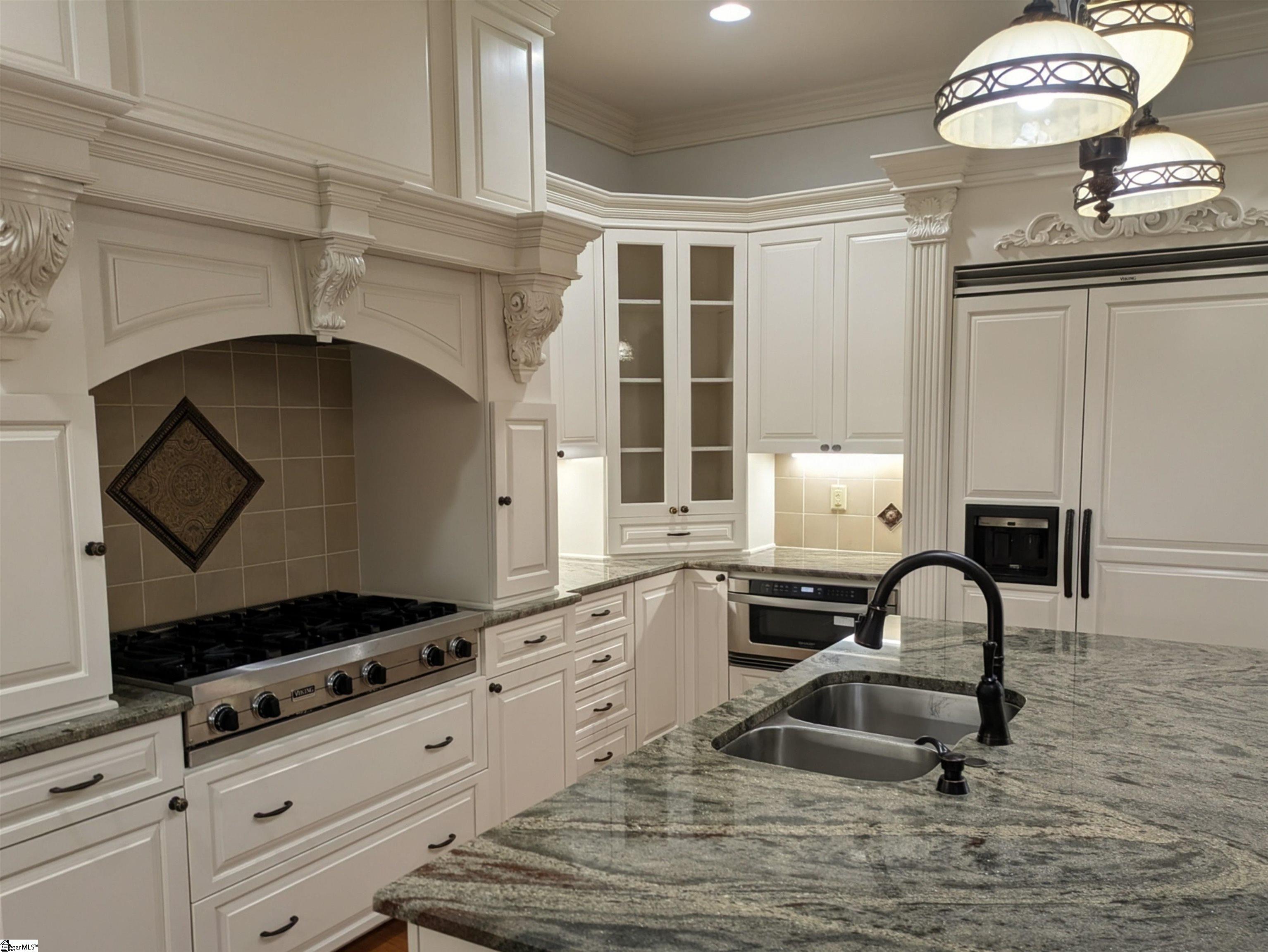 201 Corinthian Drive Simpsonville, SC 29681