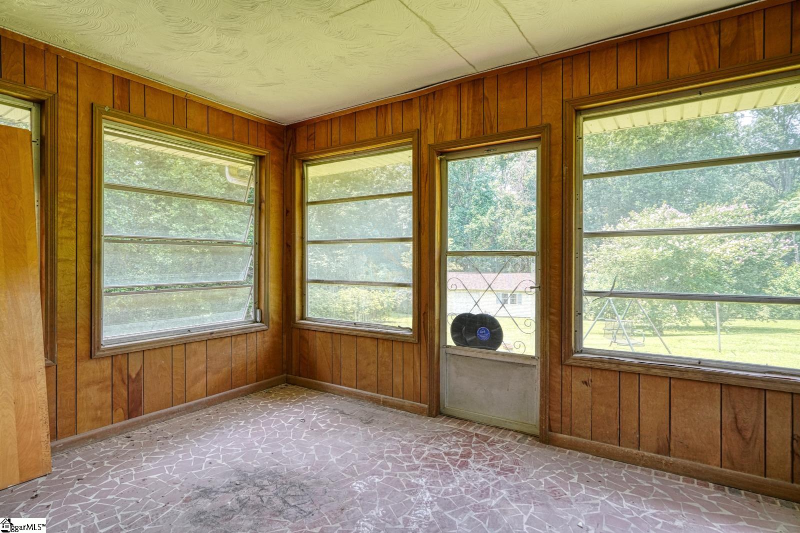 163 Walden Circle Spartanburg, SC 29301