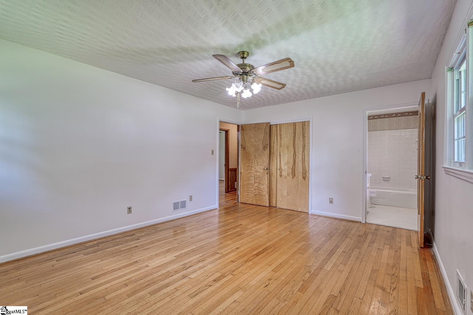 163 Walden Circle Spartanburg, SC 29301