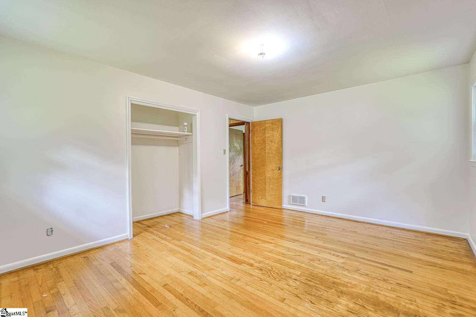 163 Walden Circle Spartanburg, SC 29301