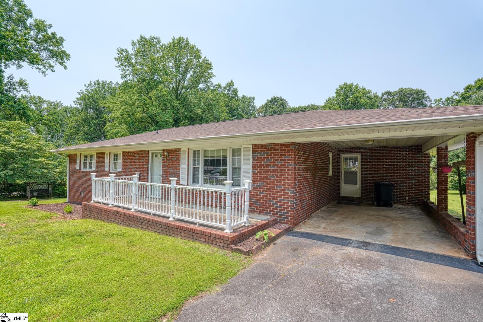 163 Walden Circle Spartanburg, SC 29301