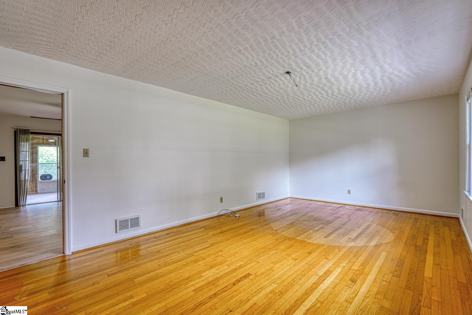 163 Walden Circle Spartanburg, SC 29301