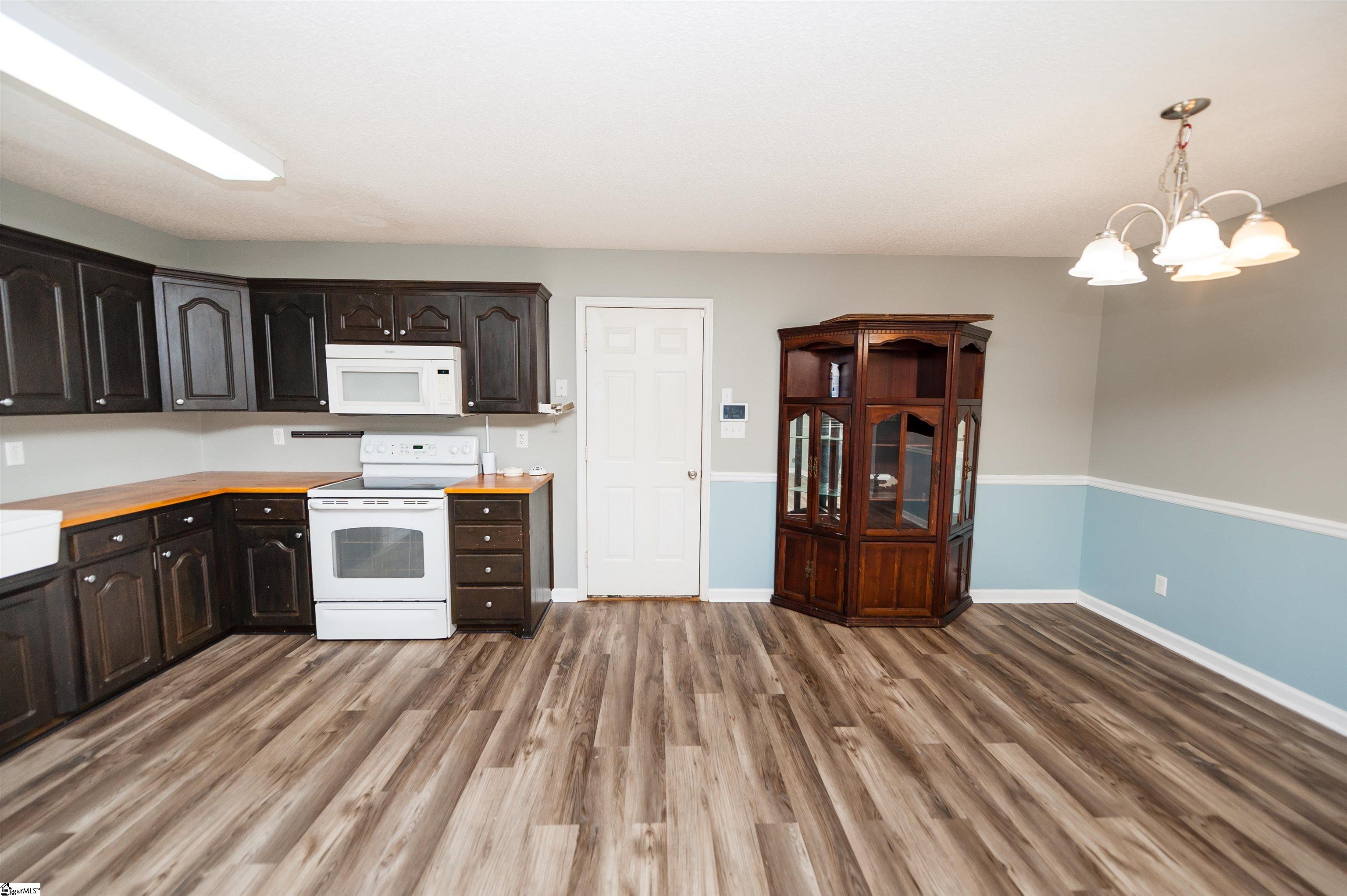 403 Brianna Drive Boiling Springs, SC 29316