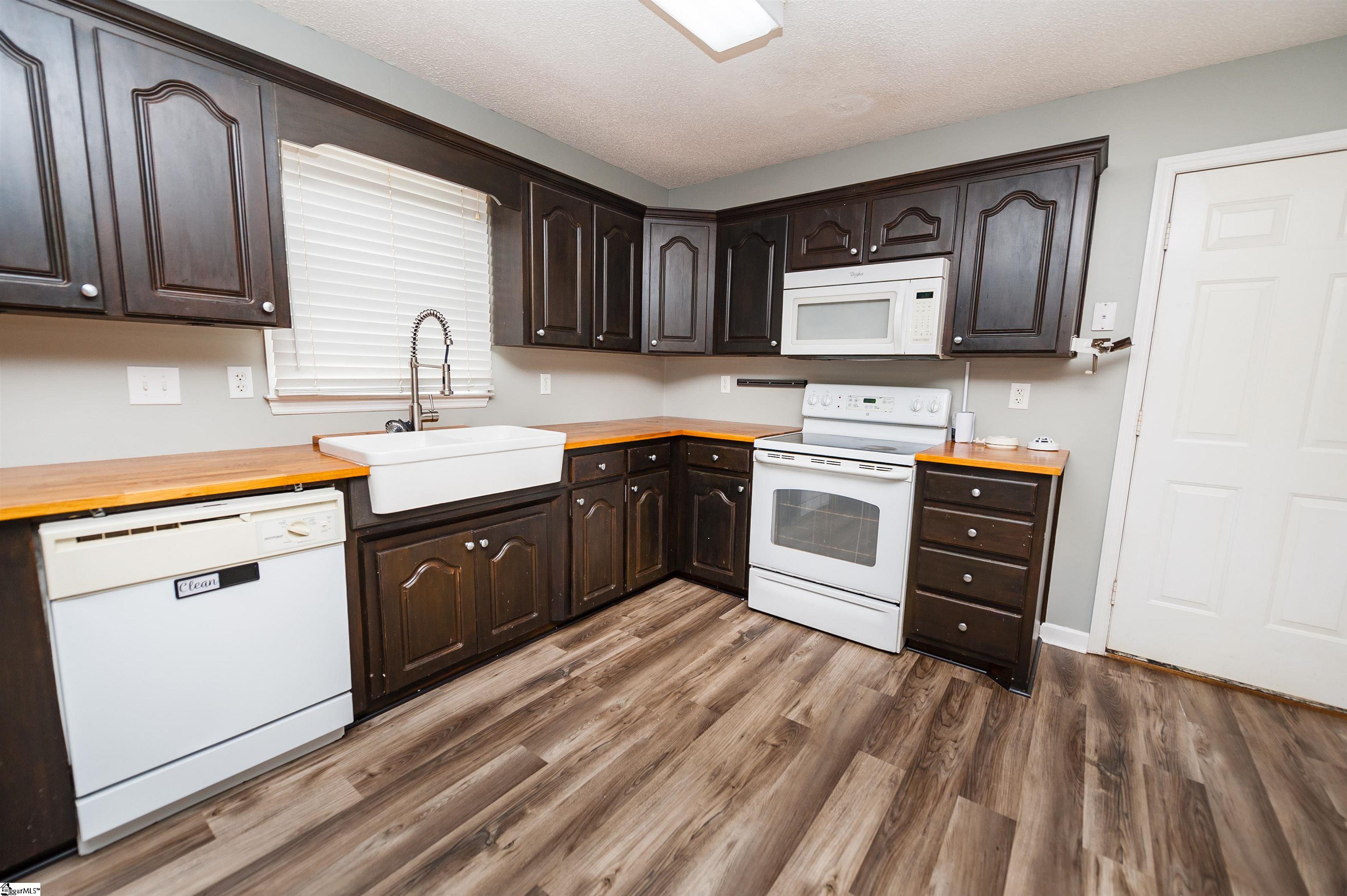 403 Brianna Drive Boiling Springs, SC 29316