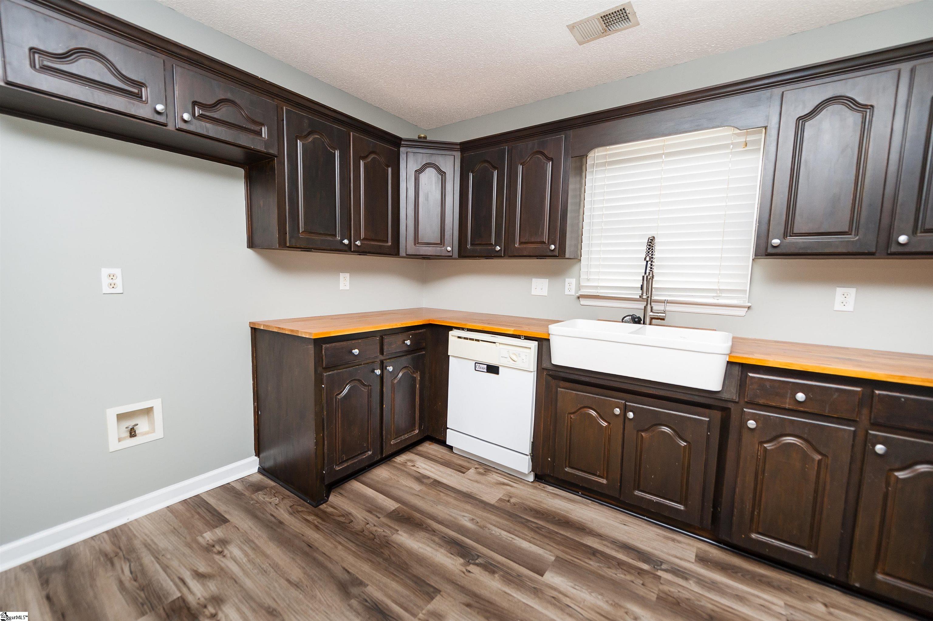 403 Brianna Drive Boiling Springs, SC 29316