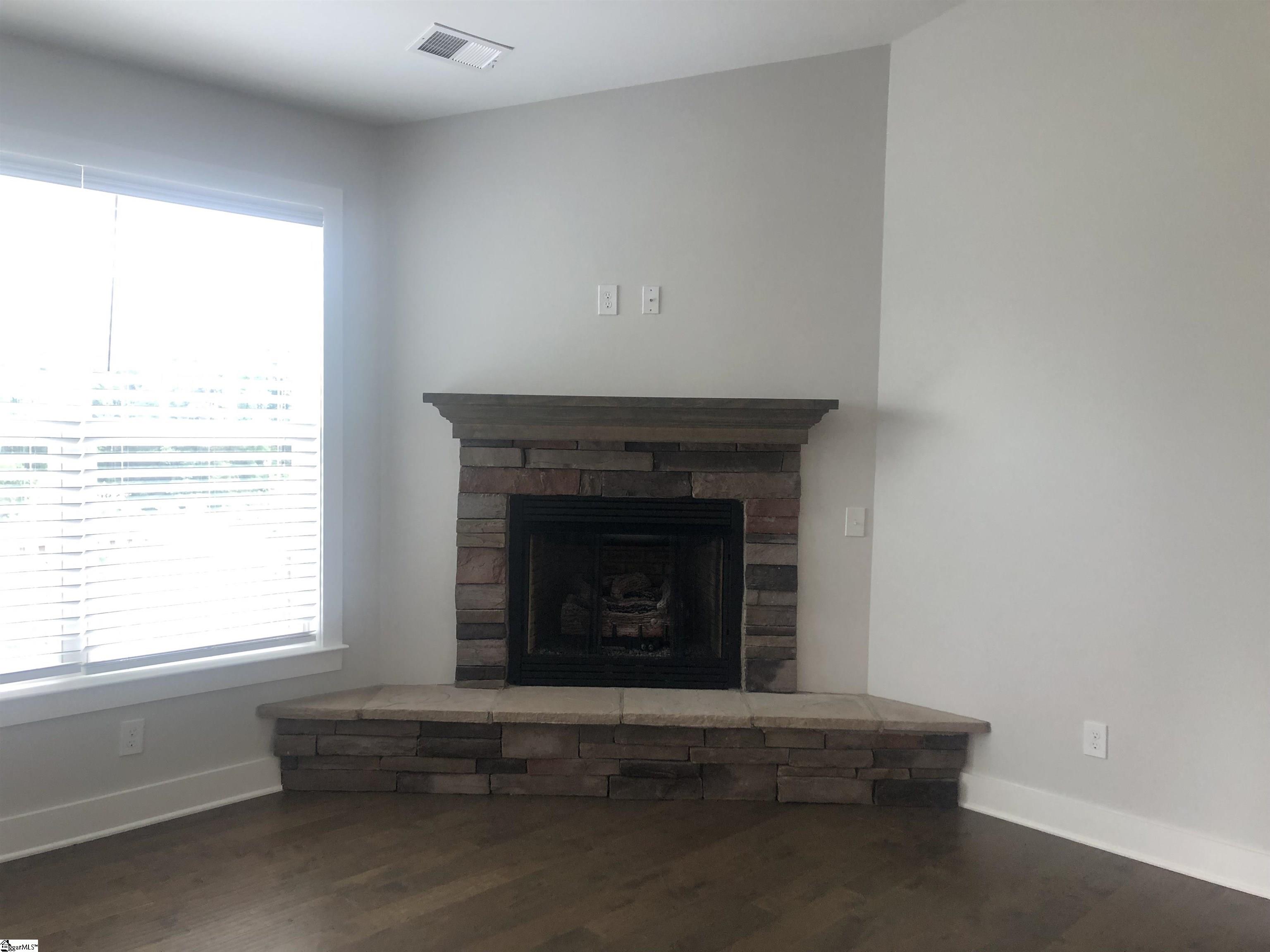 209 Claridge Way Greer, SC 29651