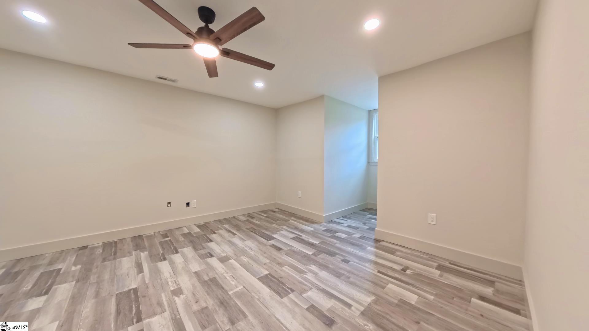 1017 Fox Row Taylors, SC 29687