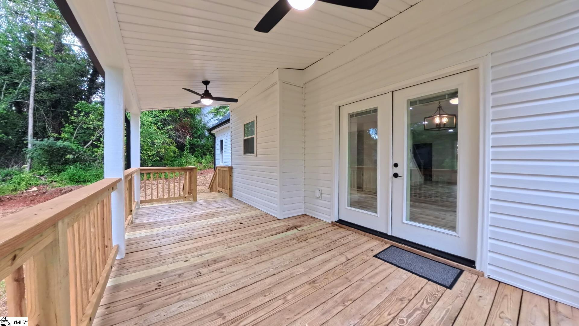 1017 Fox Row Taylors, SC 29687