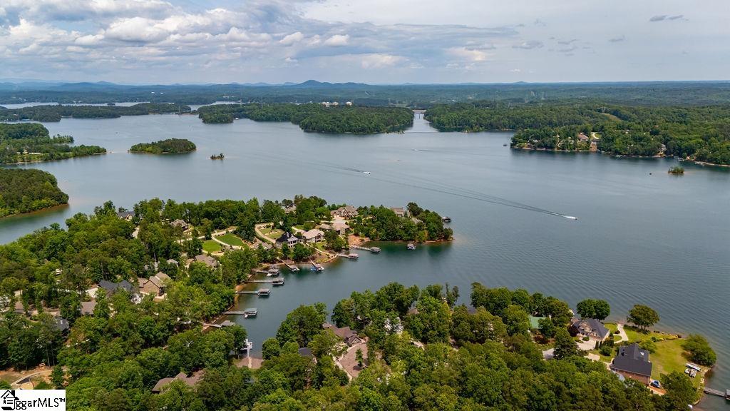141 Knox Landing Drive Seneca, SC 29672