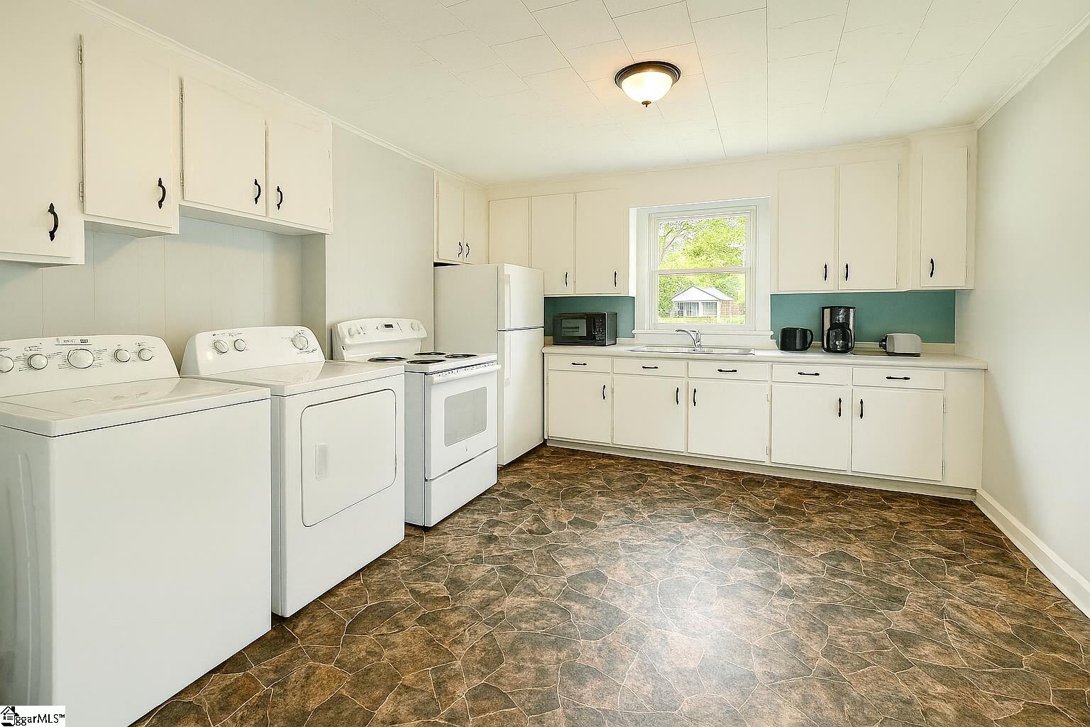 210 McDowell Street Laurens, SC 29360