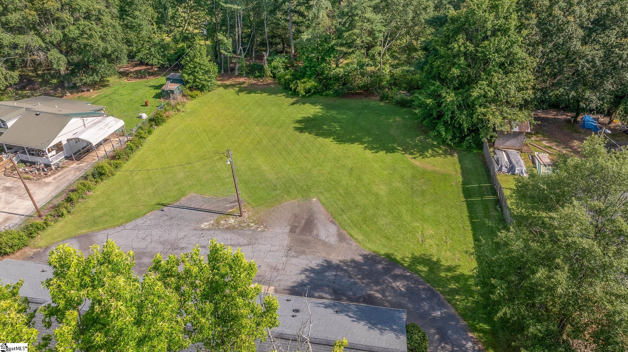 213 Knollwood Drive Spartanburg, SC 29301