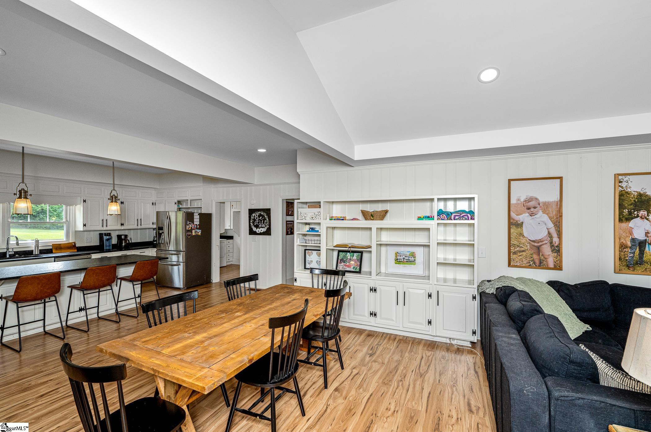 105 Barksdale Circle Laurens, SC 29360