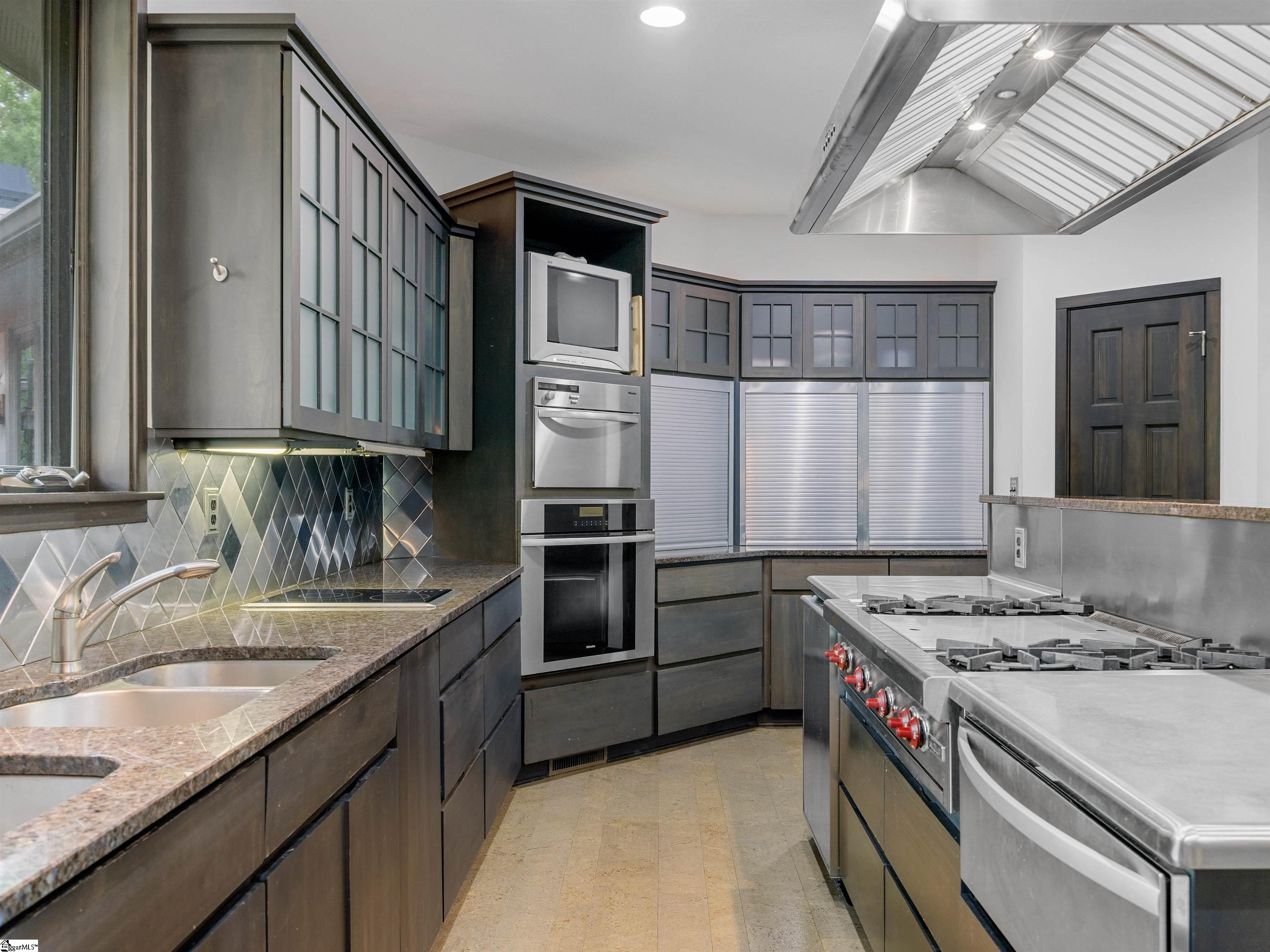 380 Montagu Drive Spartanburg, SC 29301