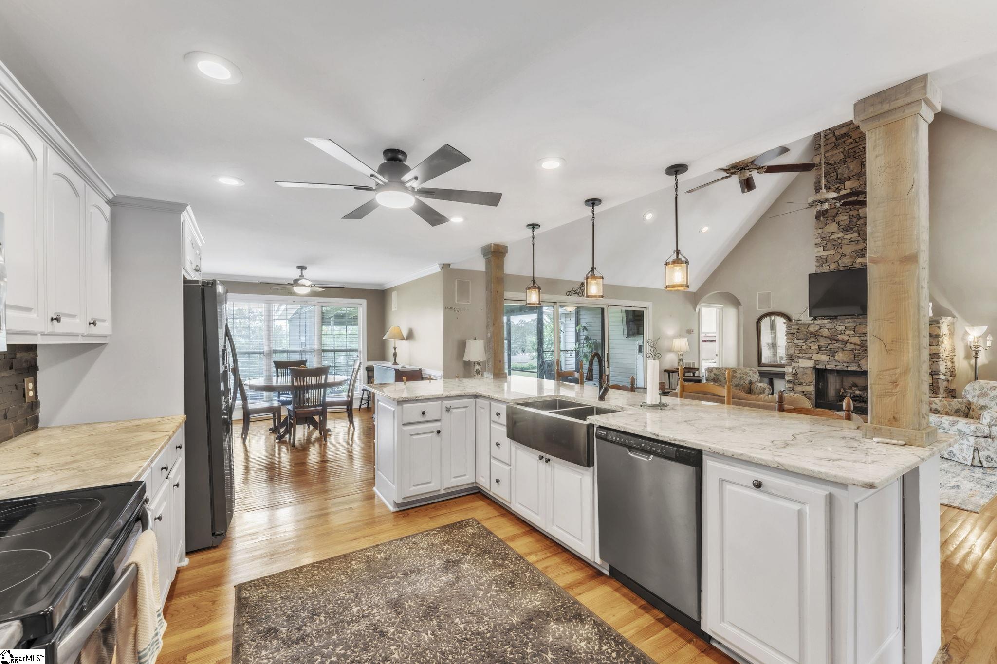 116 Fairway Drive Pickens, SC 29671