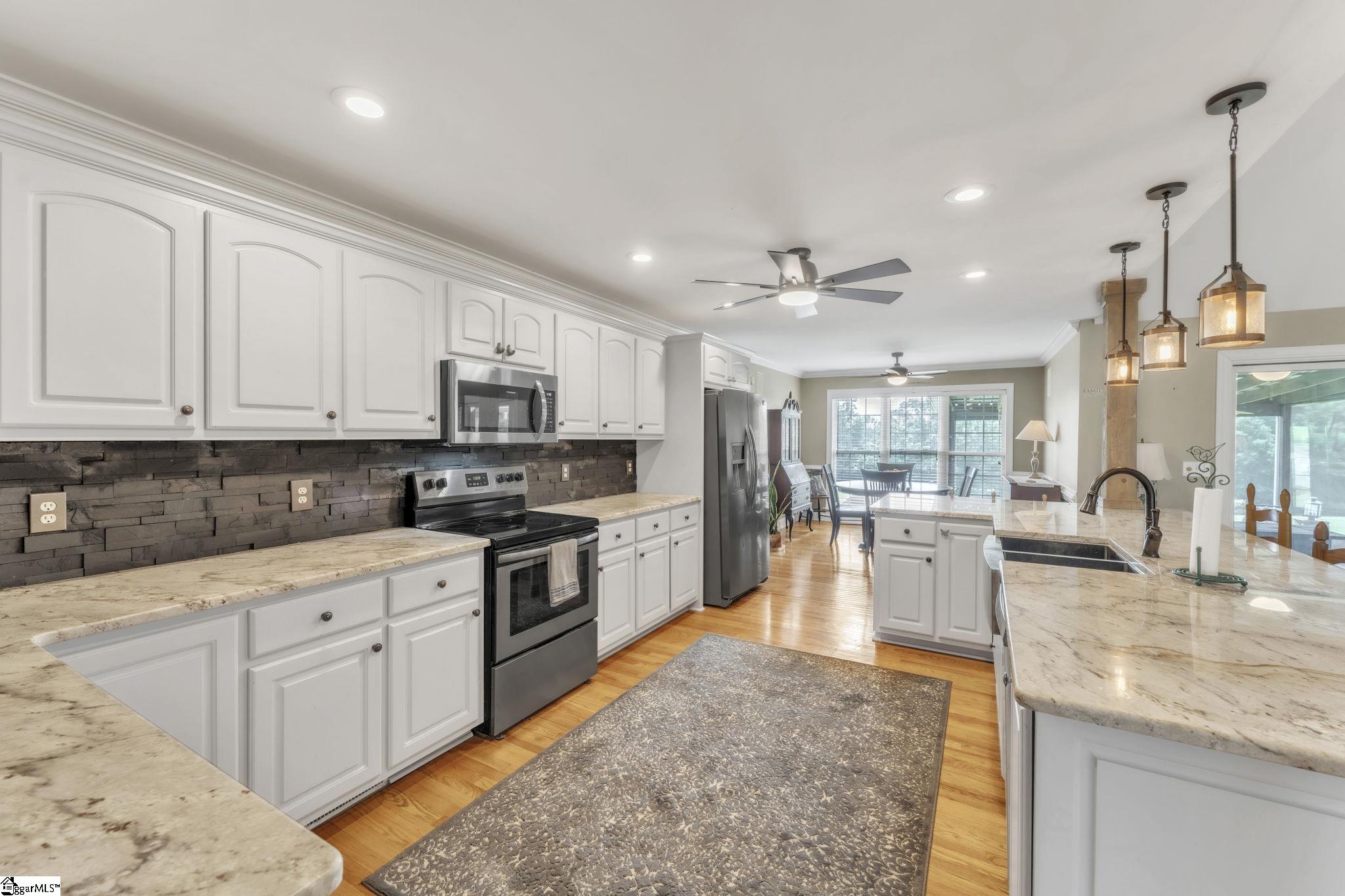116 Fairway Drive Pickens, SC 29671