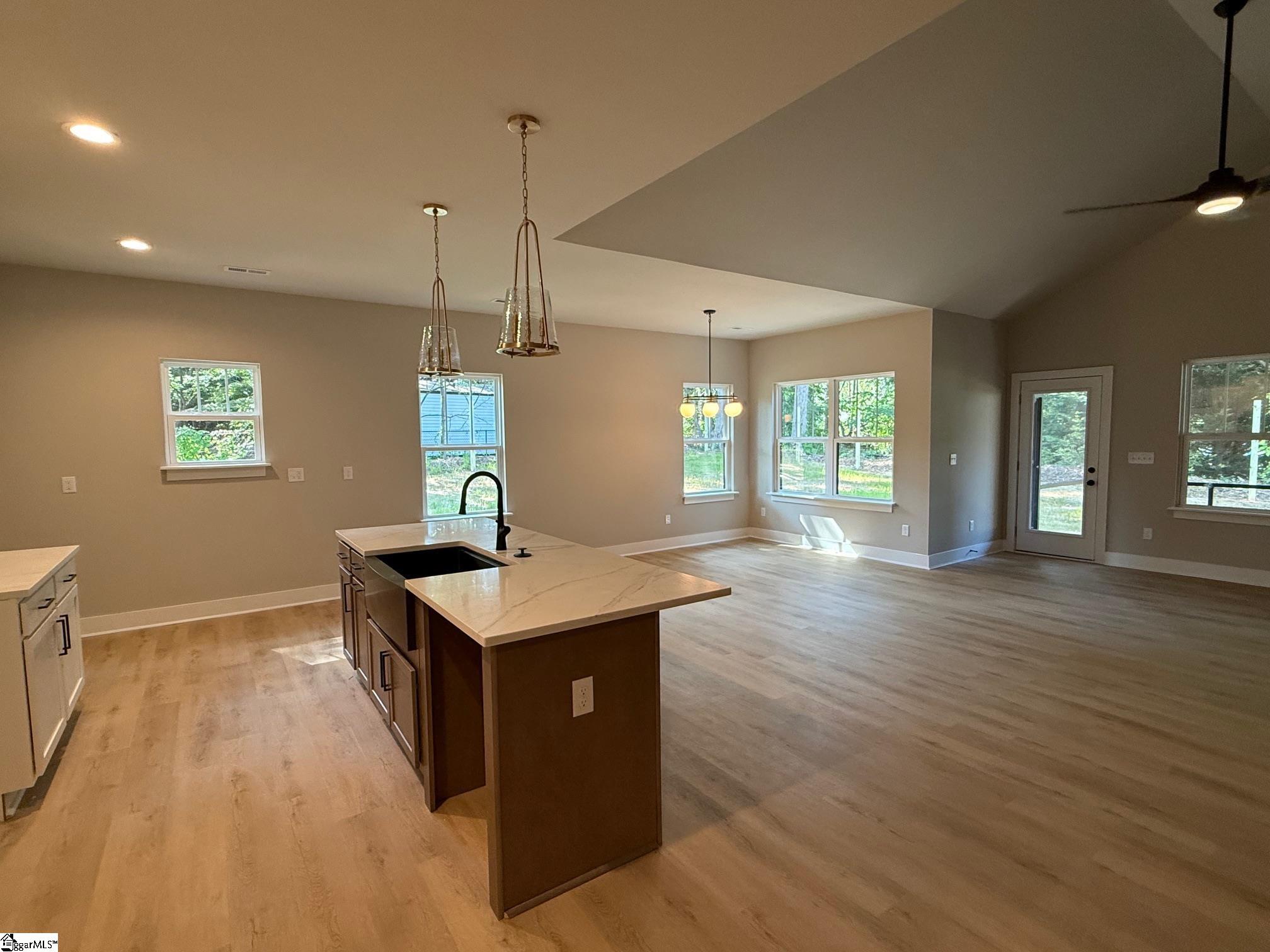 4 Sheffield Lane Taylors, SC 29687