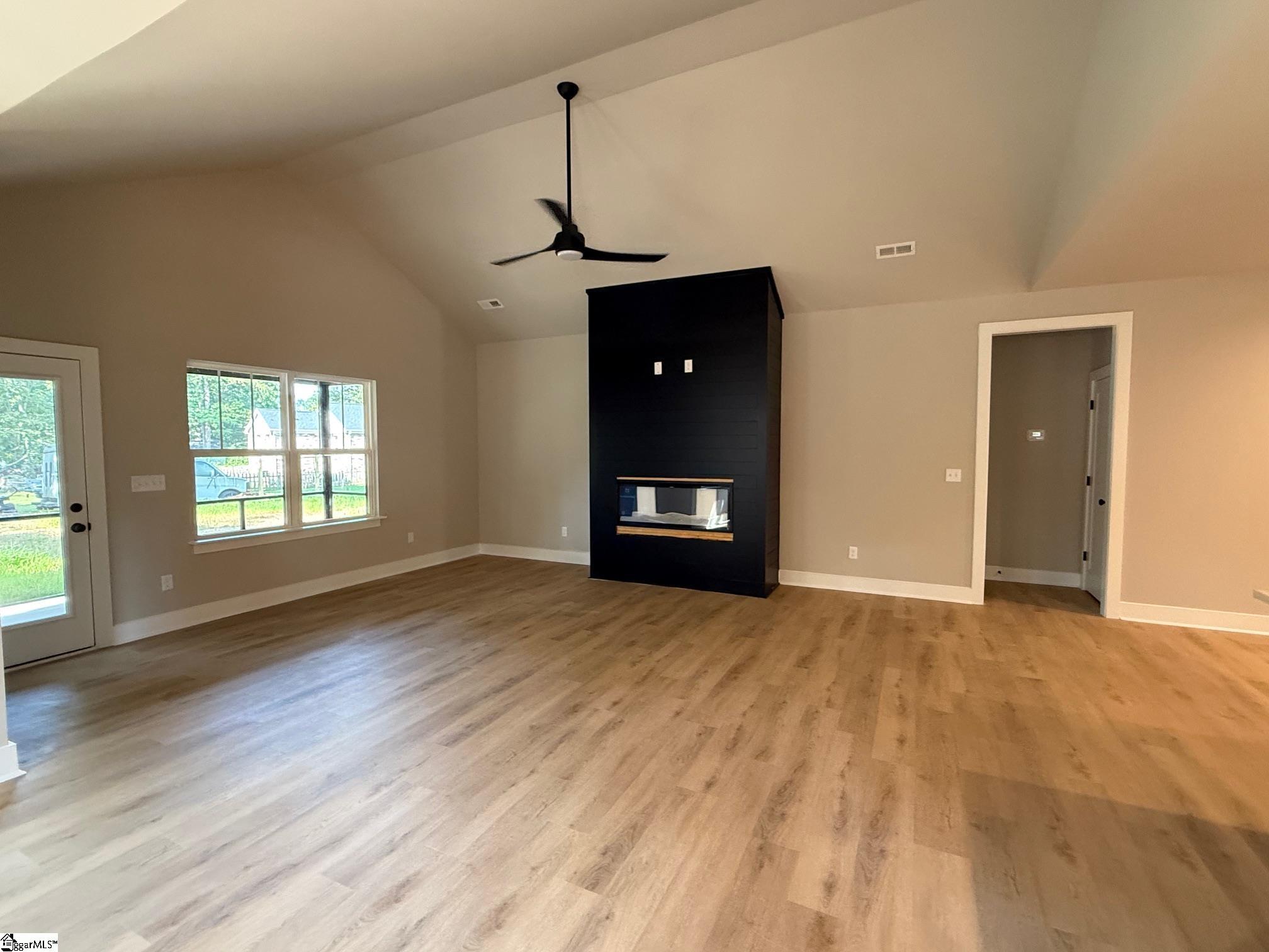 4 Sheffield Lane Taylors, SC 29687