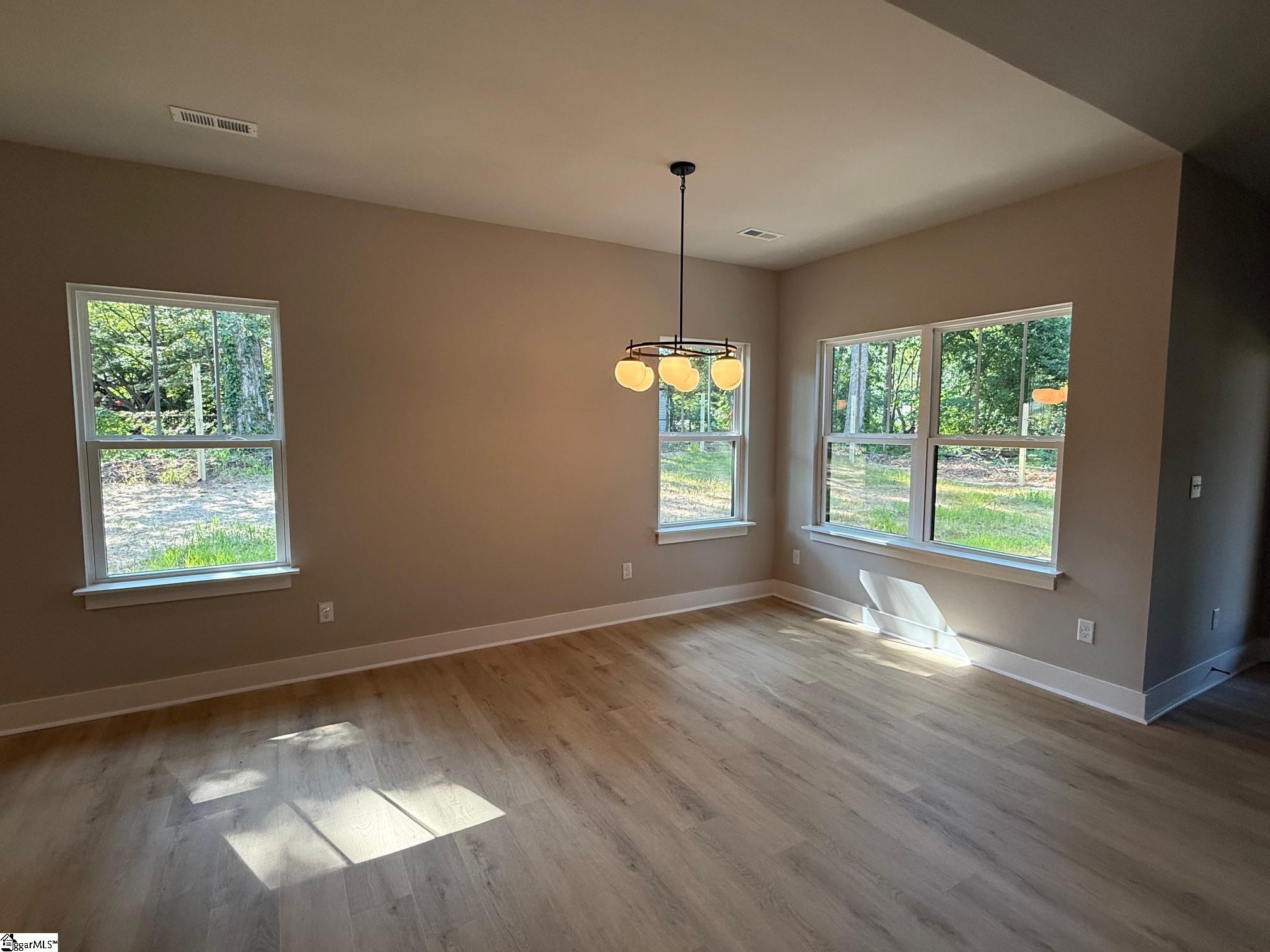 4 Sheffield Lane Taylors, SC 29687