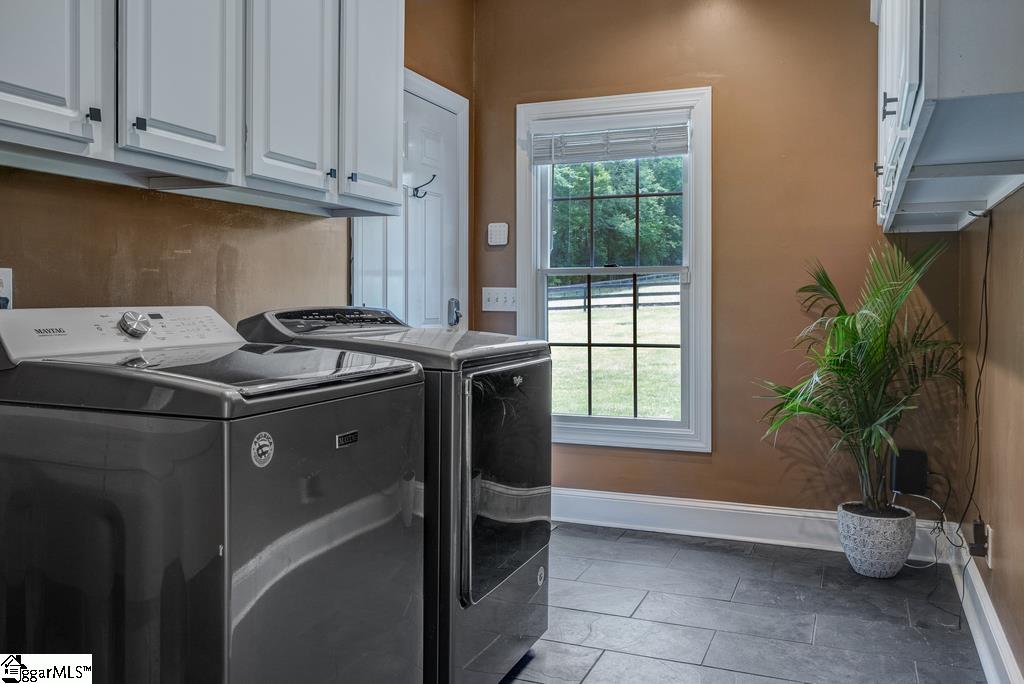 355 Night Lark Lane Campobello, SC 29322
