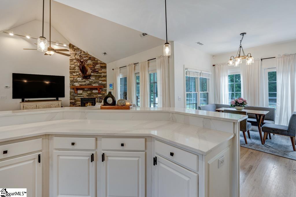 355 Night Lark Lane Campobello, SC 29322