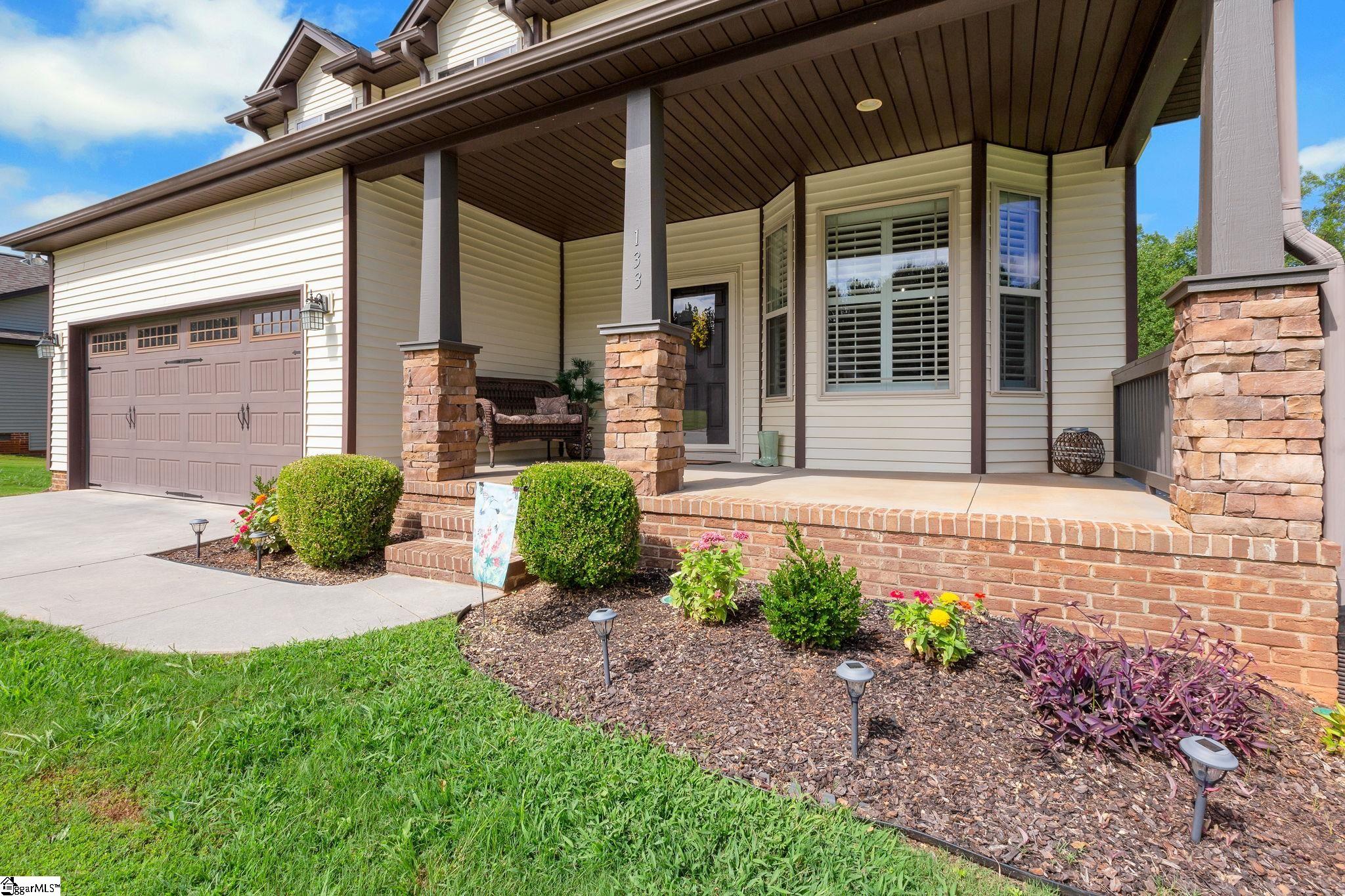 133 Stoneledges Lane Taylors, SC 29687
