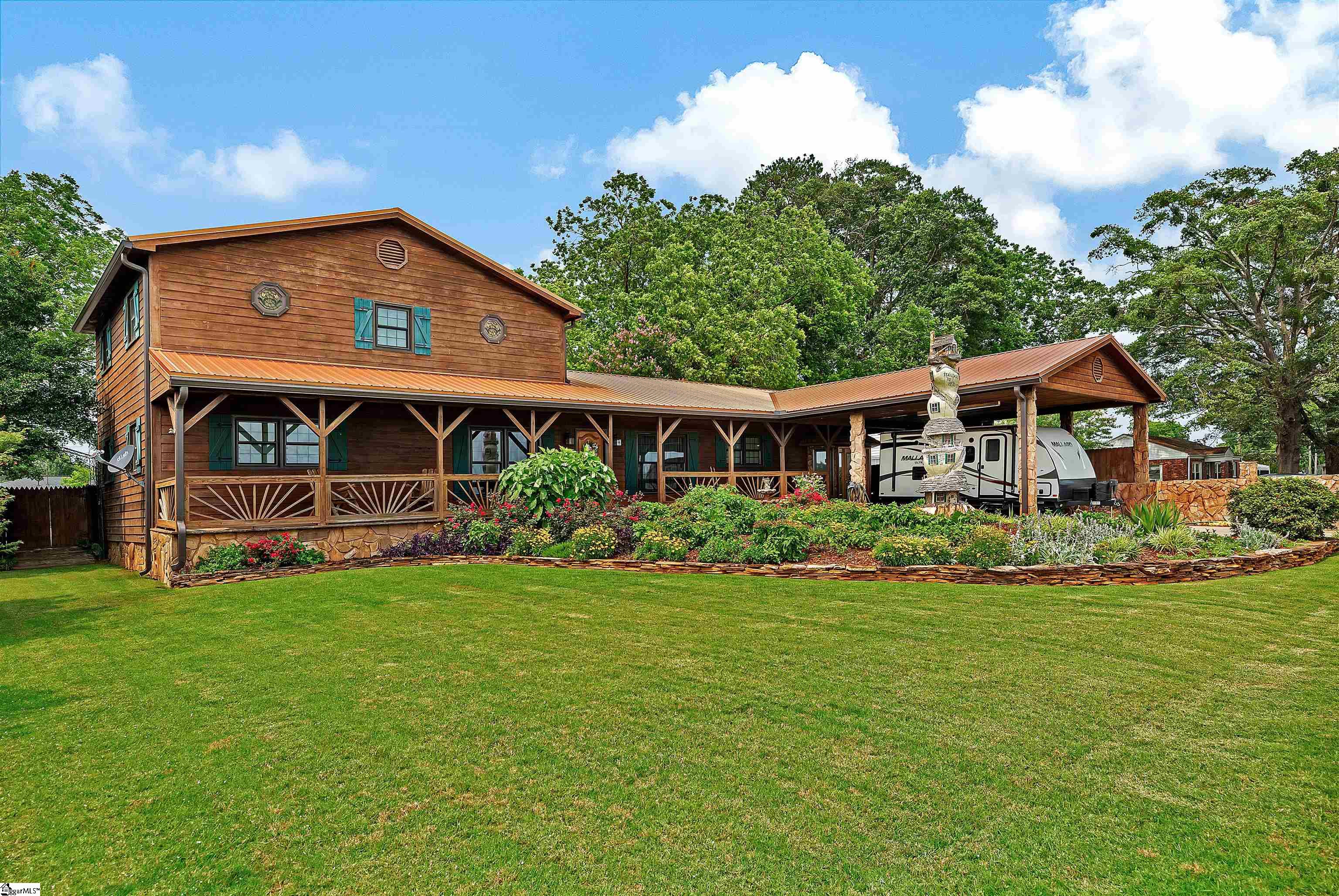 101 Myrtle Street Lavonia, GA 30553-1240