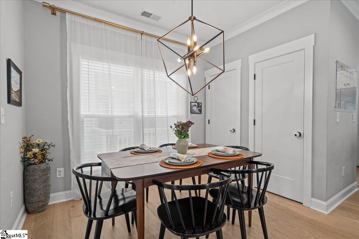 9 Logan Knoll Lane Greenville, SC 29607