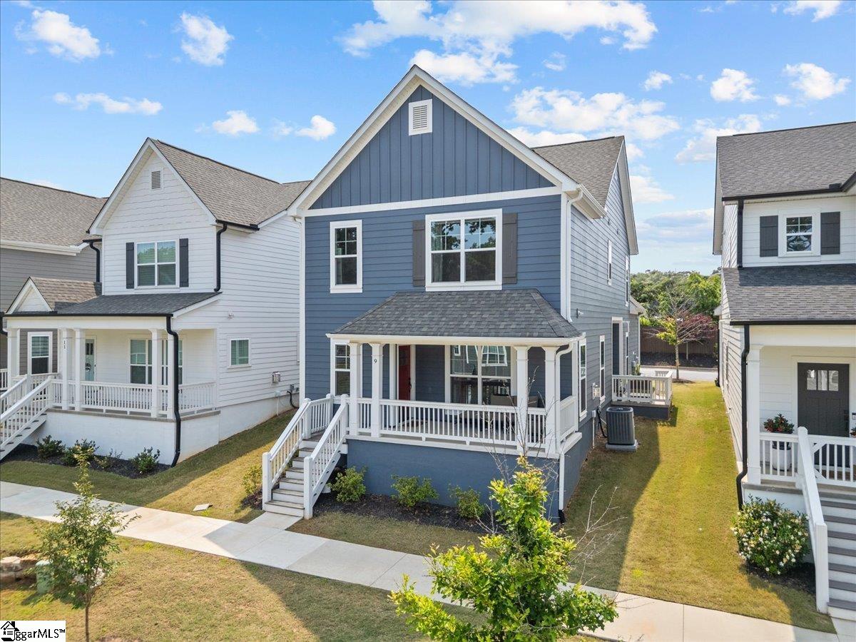 9 Logan Knoll Lane Greenville, SC 29607