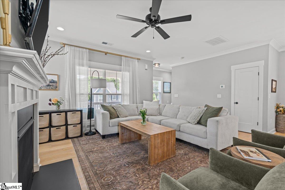 9 Logan Knoll Lane Greenville, SC 29607