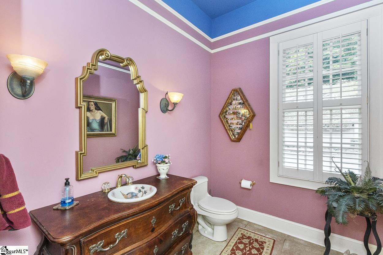 33 Southview Ledge Road Landrum, SC 29356