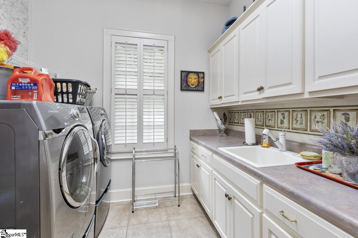 33 Southview Ledge Road Landrum, SC 29356