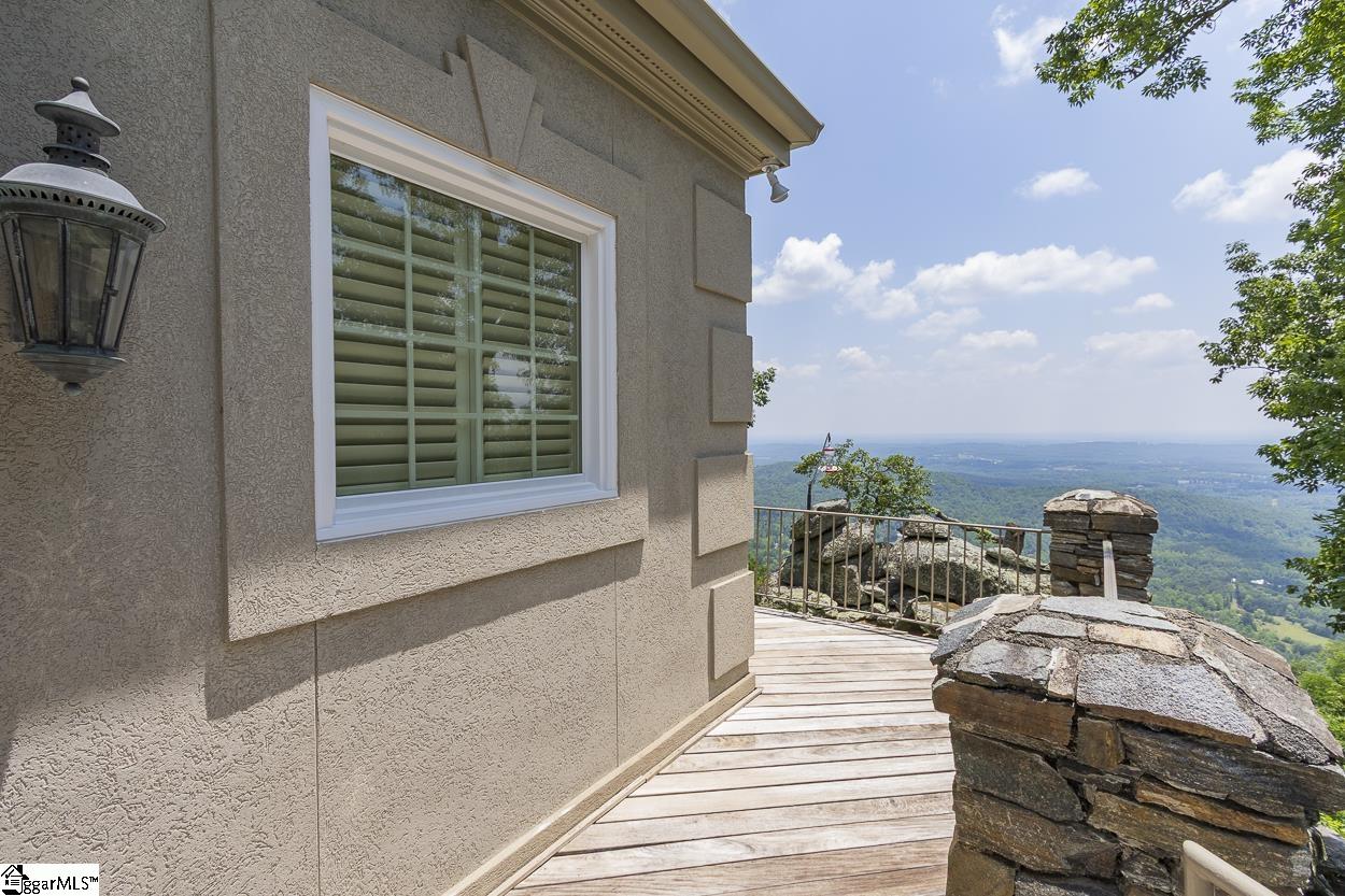 33 Southview Ledge Road Landrum, SC 29356