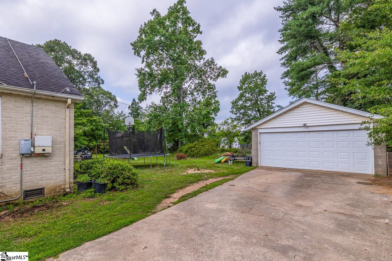 6913 White Horse Road Greenville, SC 29611-2528