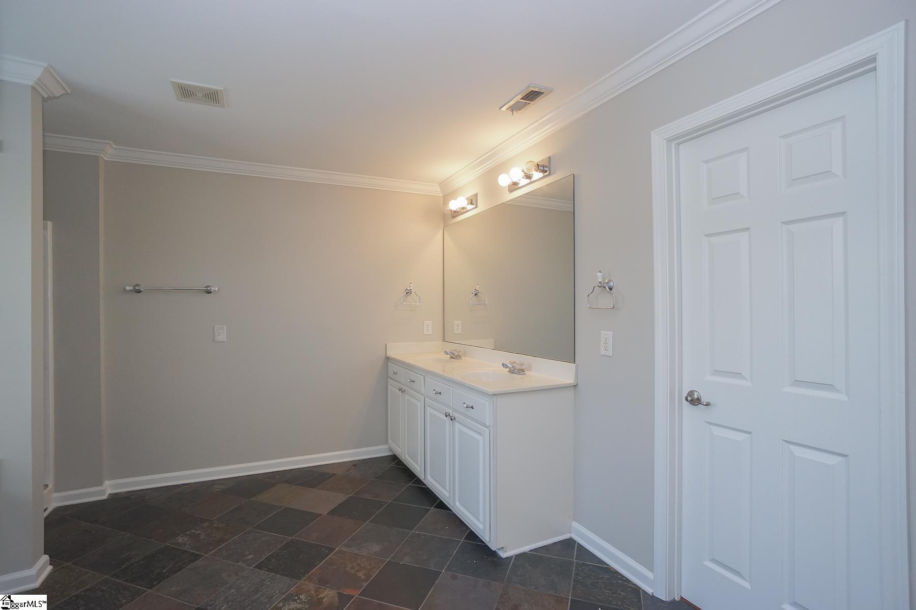 104 Shairpin Lane Greenville, SC 29607