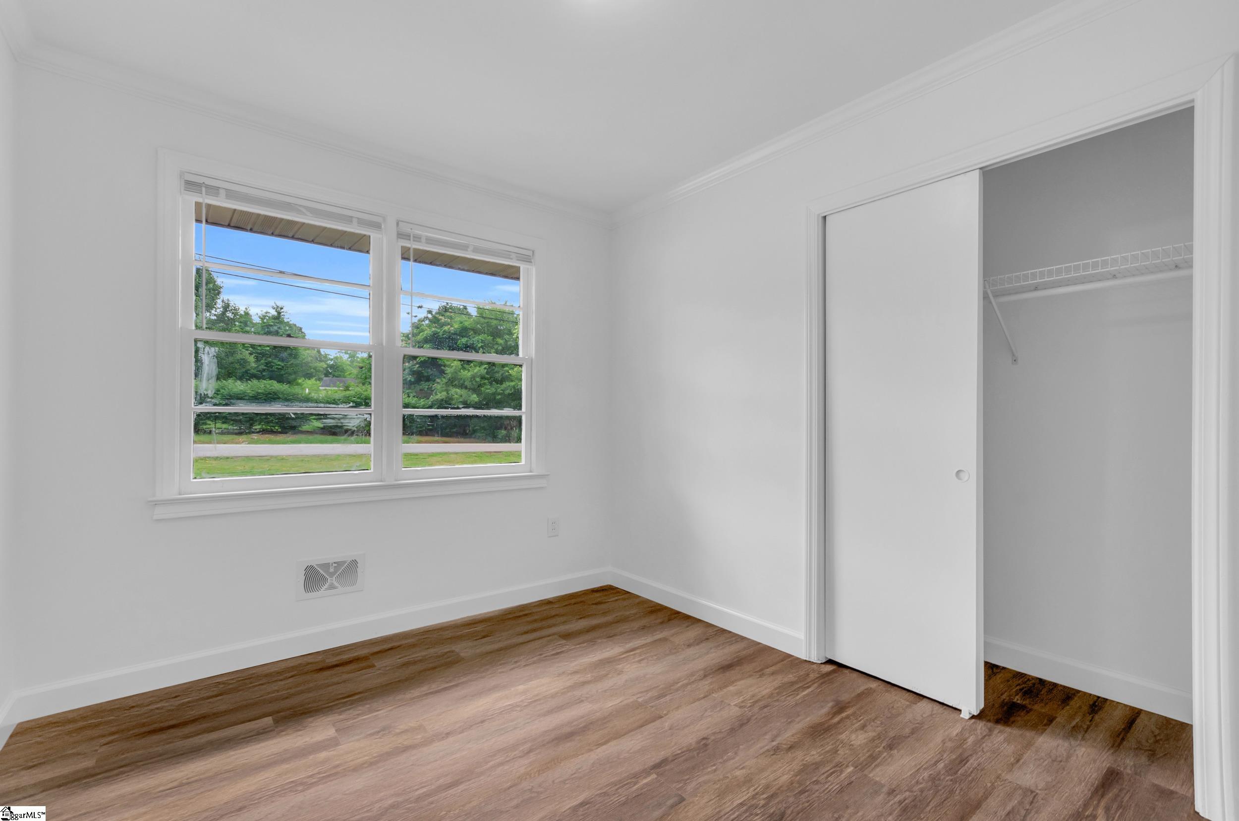 109 Leland Circle Greenville, SC 29617