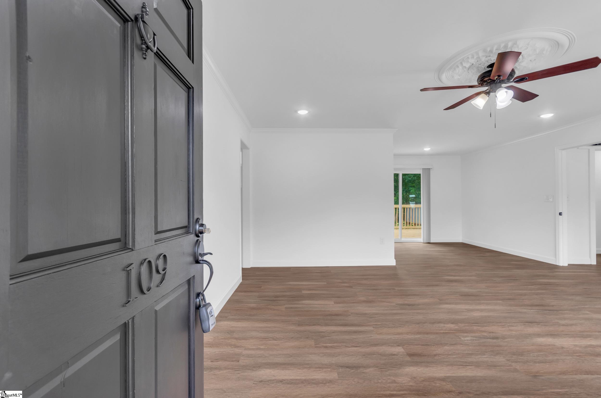 109 Leland Circle Greenville, SC 29617