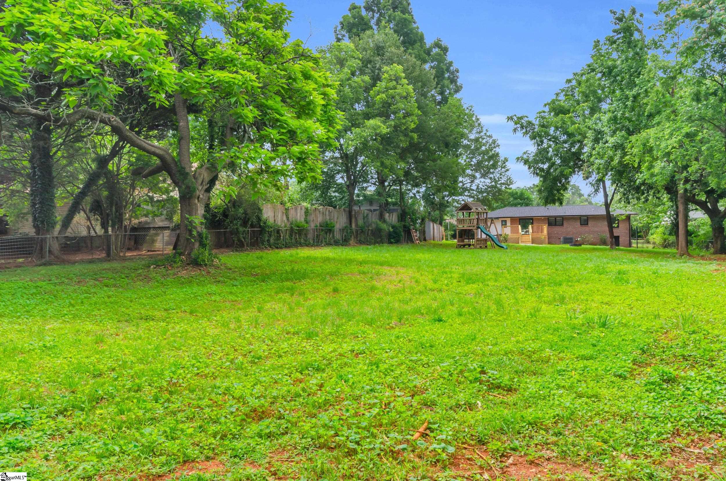 109 Leland Circle Greenville, SC 29617