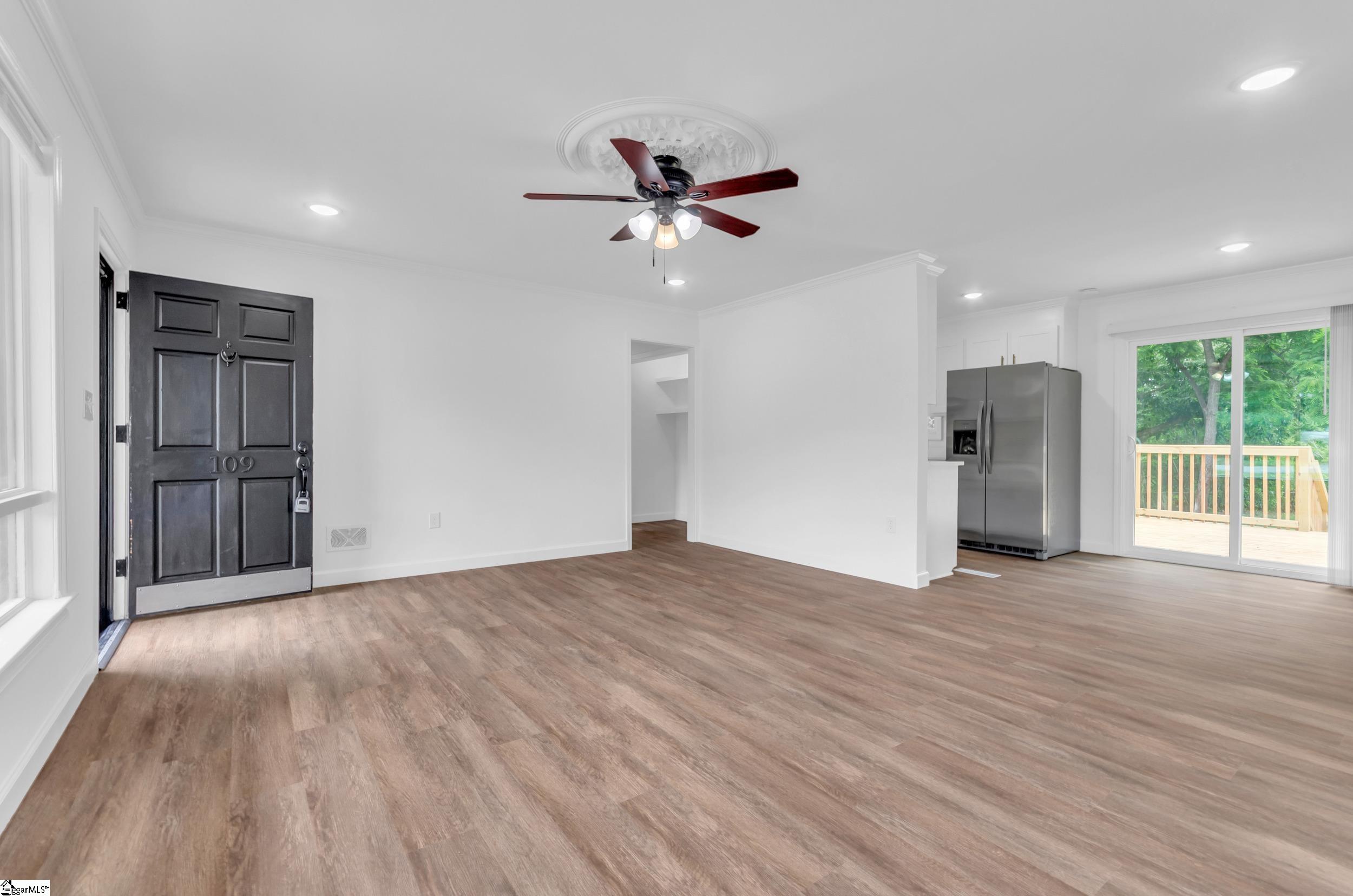 109 Leland Circle Greenville, SC 29617