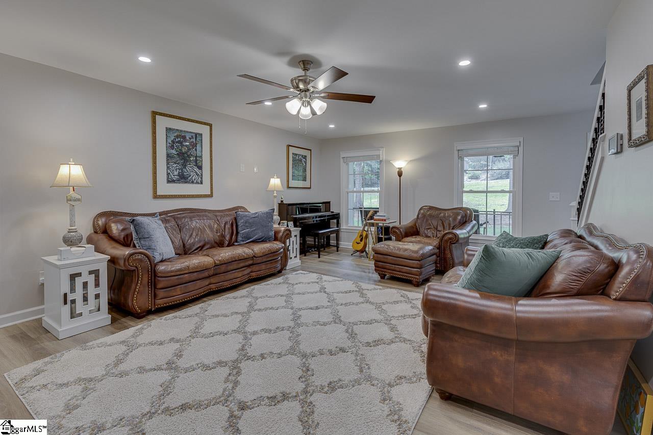 9 Mountain Brook Trail Greenville, SC 29609