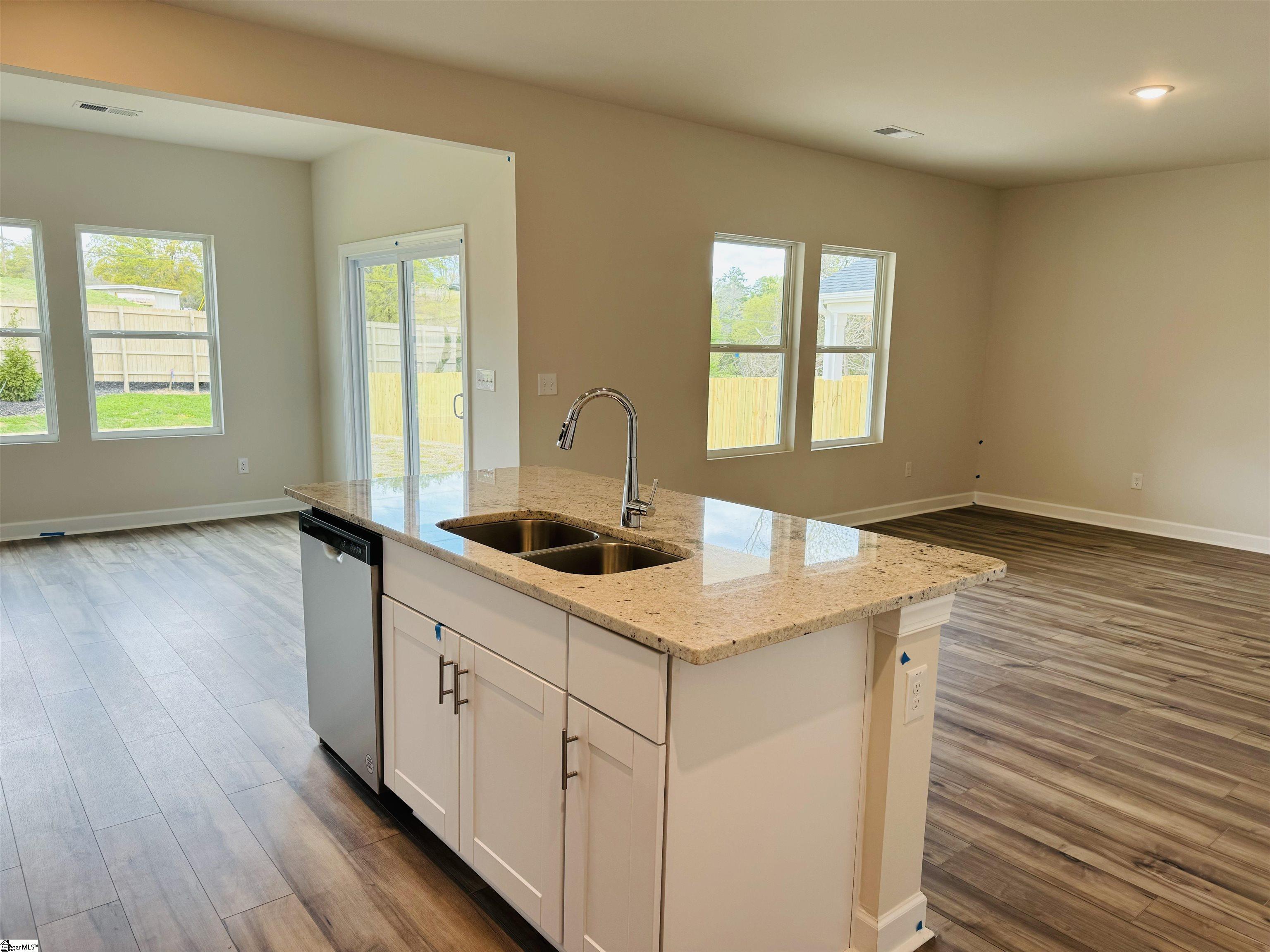 143 Longleaf Lane Pendelton, SC 29670