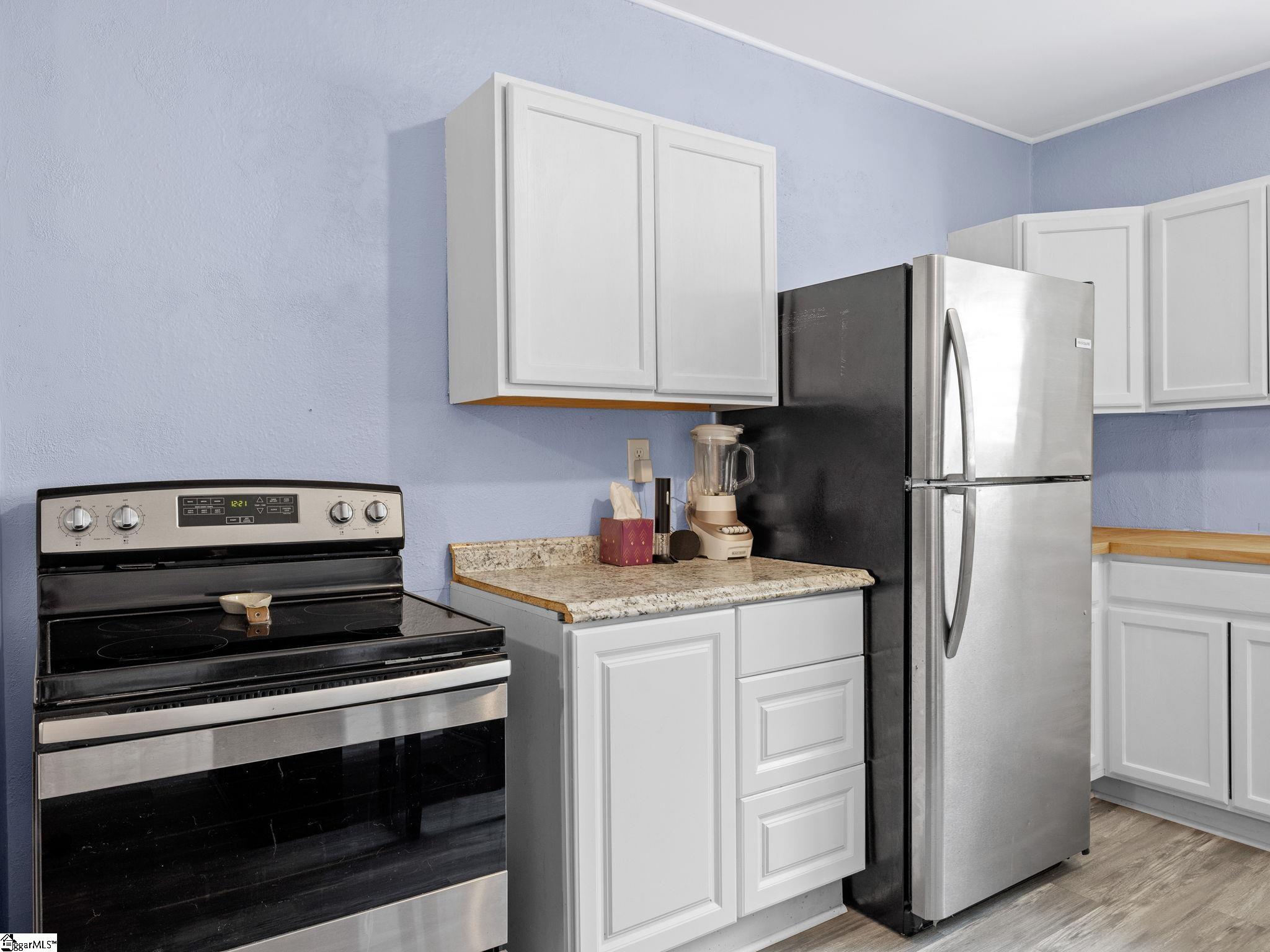 24 Oak Street Spartanburg, SC 29306