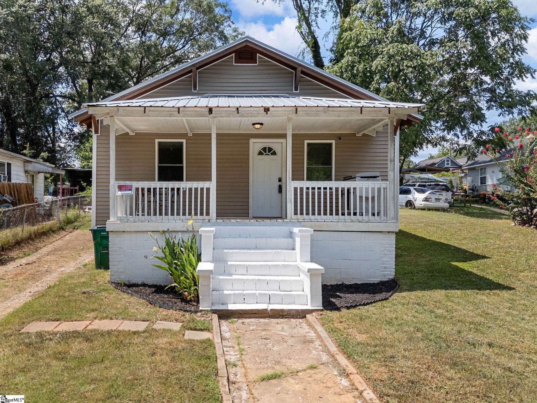 24 Oak Street Spartanburg, SC 29306